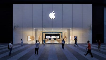 Apple’s China crown slips: iPhone sales slide in world’s biggest market Apple’s China crown slips: iPhone sales slide in world’s biggest market