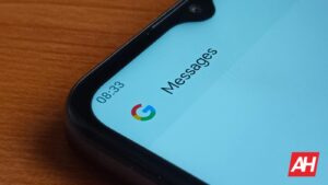 Google Messages Adds Chat Themes to Standard SMS Conversations